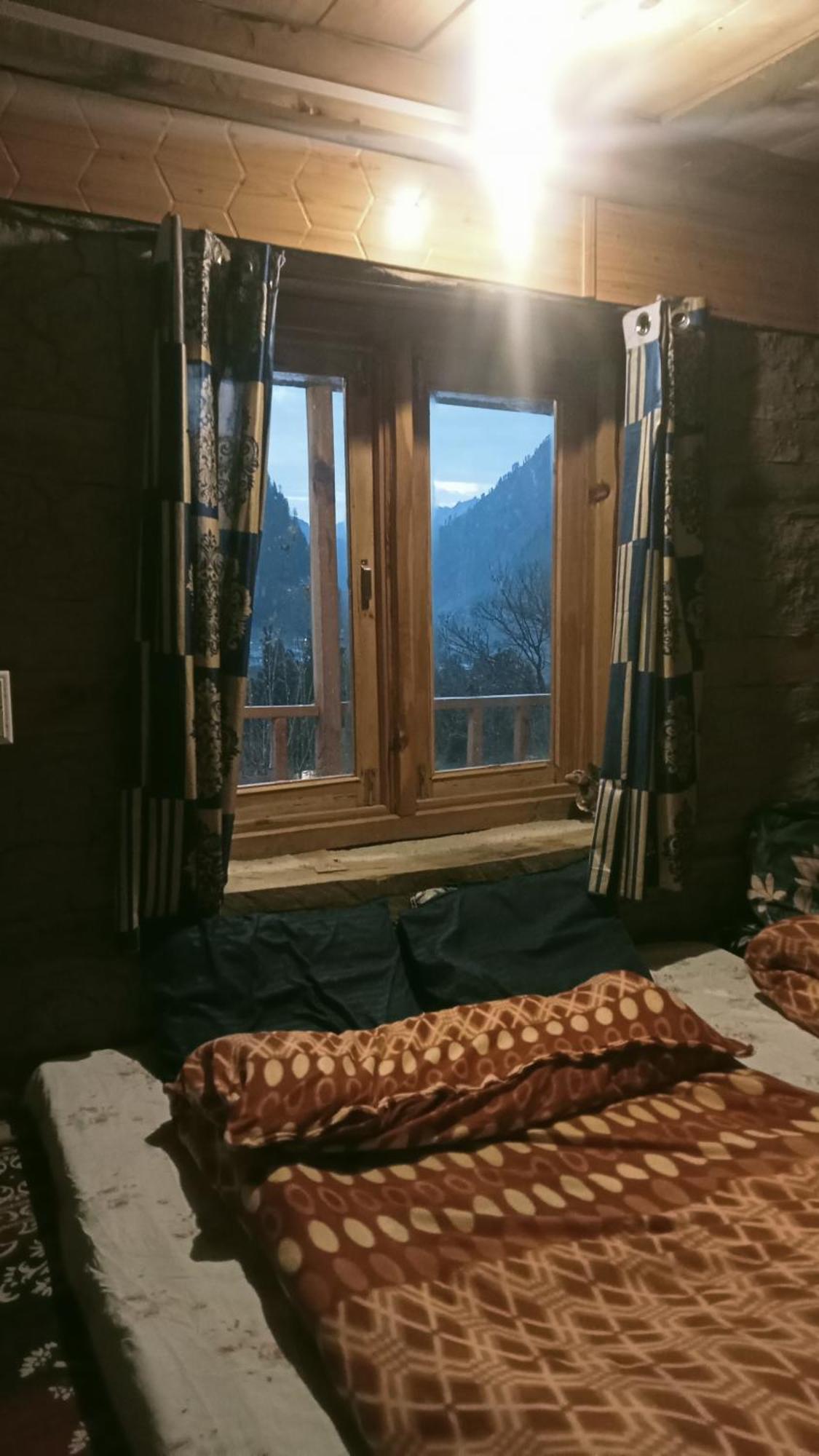 Woodstock Villa Rooms&Entirevilla Tulga Kalgha Exterior photo